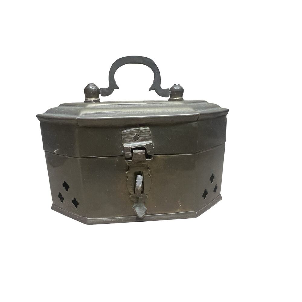 Vintage Pierced Brass Box Potpourri Cricket Trinket Jewelry India Patina